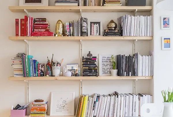 自習室での勉強風景